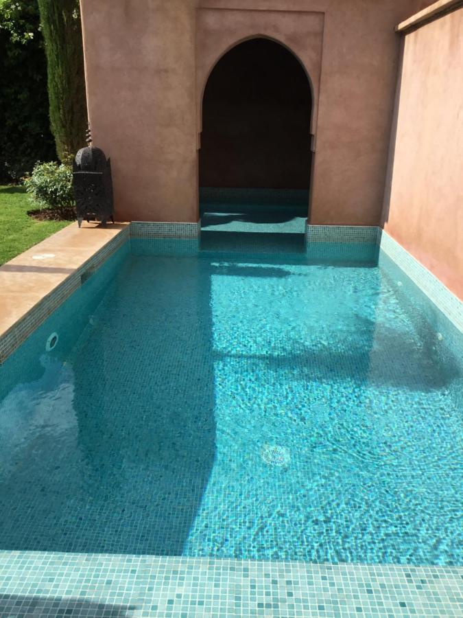 Pauline With Private Pool & Garden, Service And No Insight. Villa *
