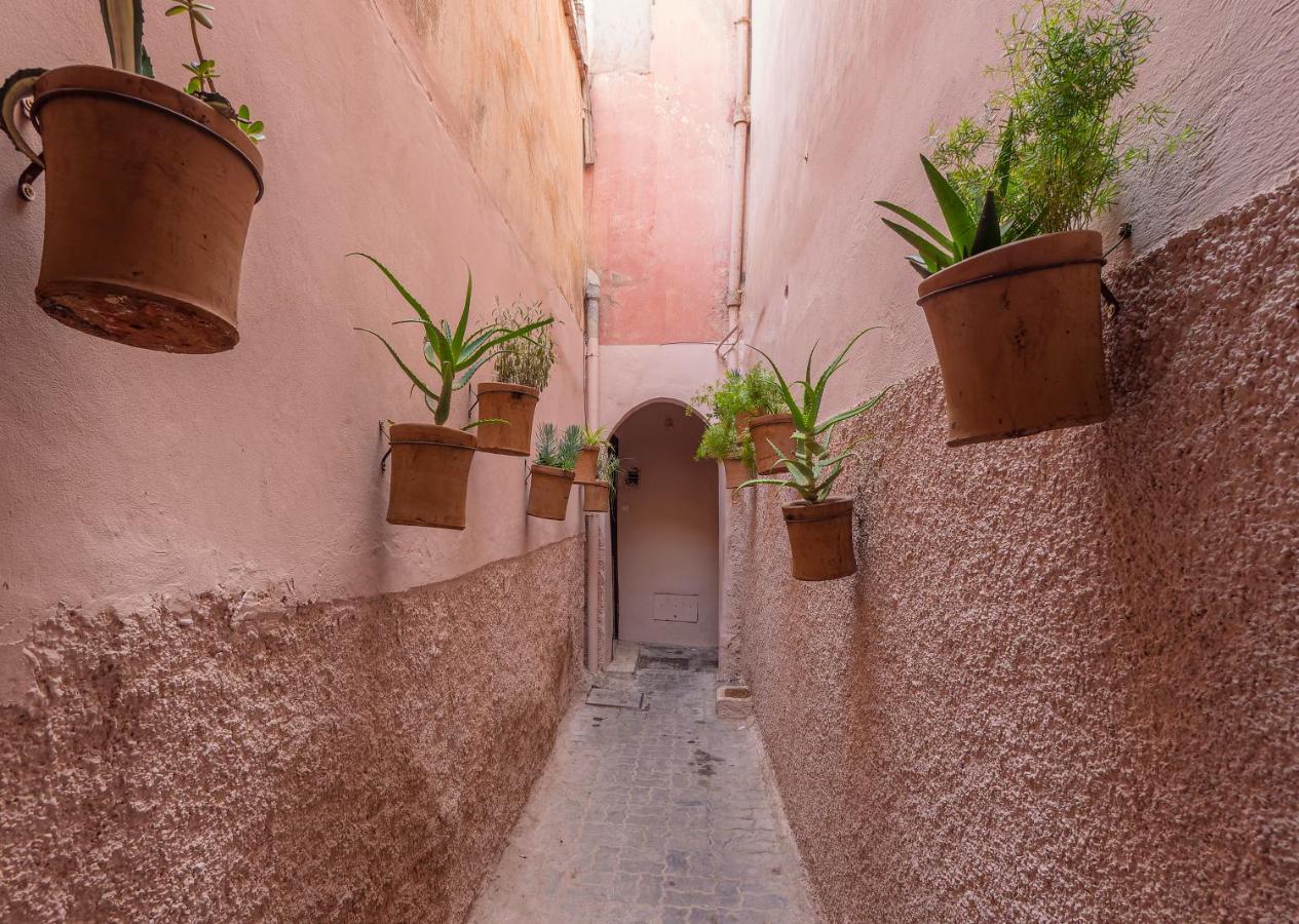 Oumnia - Emplacement - En Entier - Jacuzzi Marrakesh