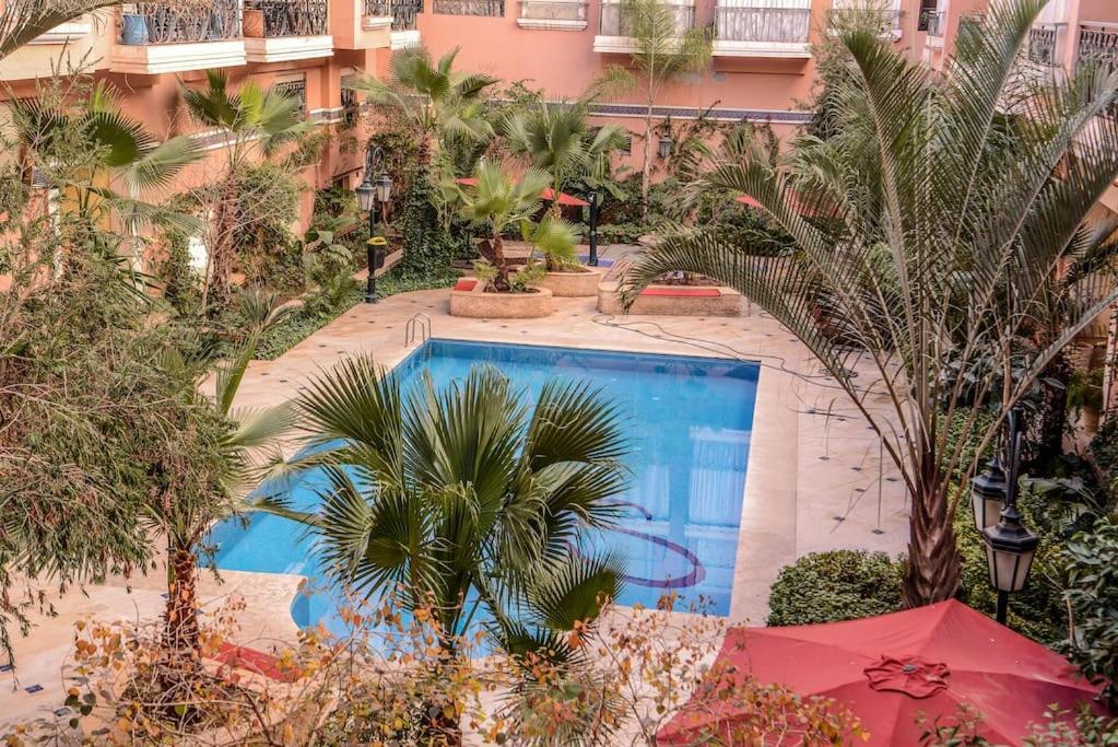 Appartement Beautiful, Great Equipped 122 M Near Majorelle Garden And Gueliz With Pool Views And A Large Balcony And Terrace Marrakesh