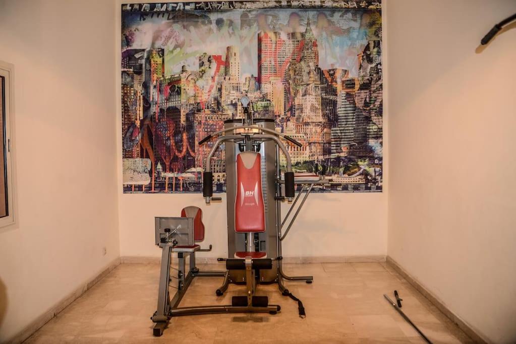Beautiful, Great Equipped 122 M Near Majorelle Garden And Gueliz With Pool Views And A Large Balcony And Terrace Appartement Marrakesh