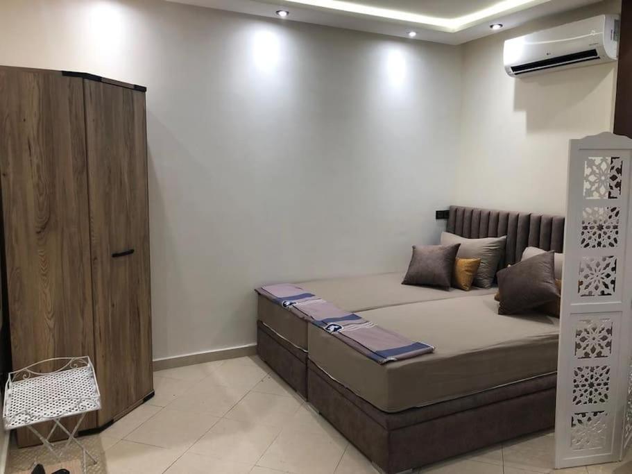 At Imad, Your Holliday Is Ours. Appartement Marrakesh