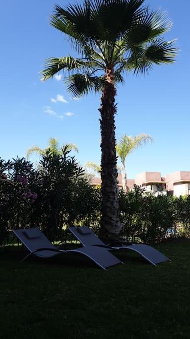 Very Charming Home, Garden, Great Location, Golf View & Direct Access Pool Appartamento *