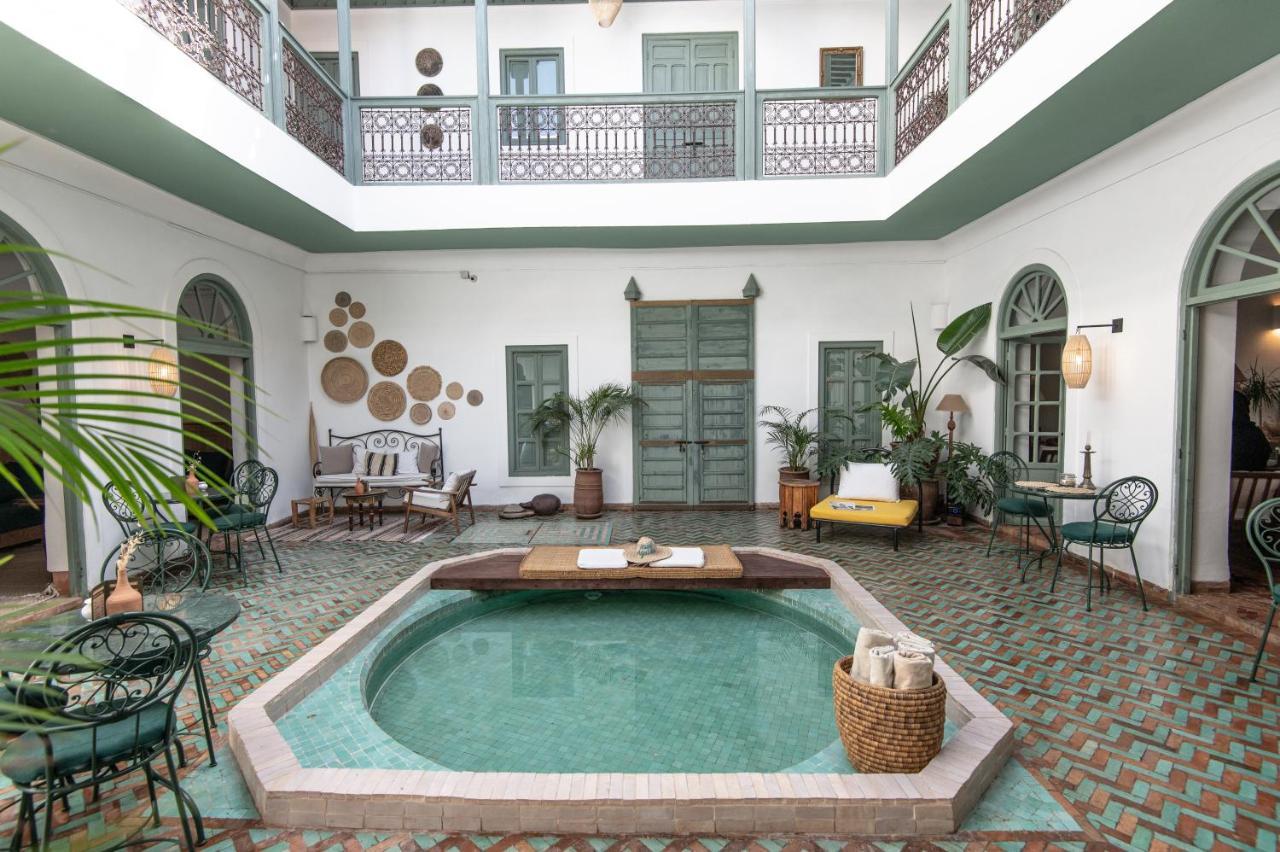Agathe & Riad 3*