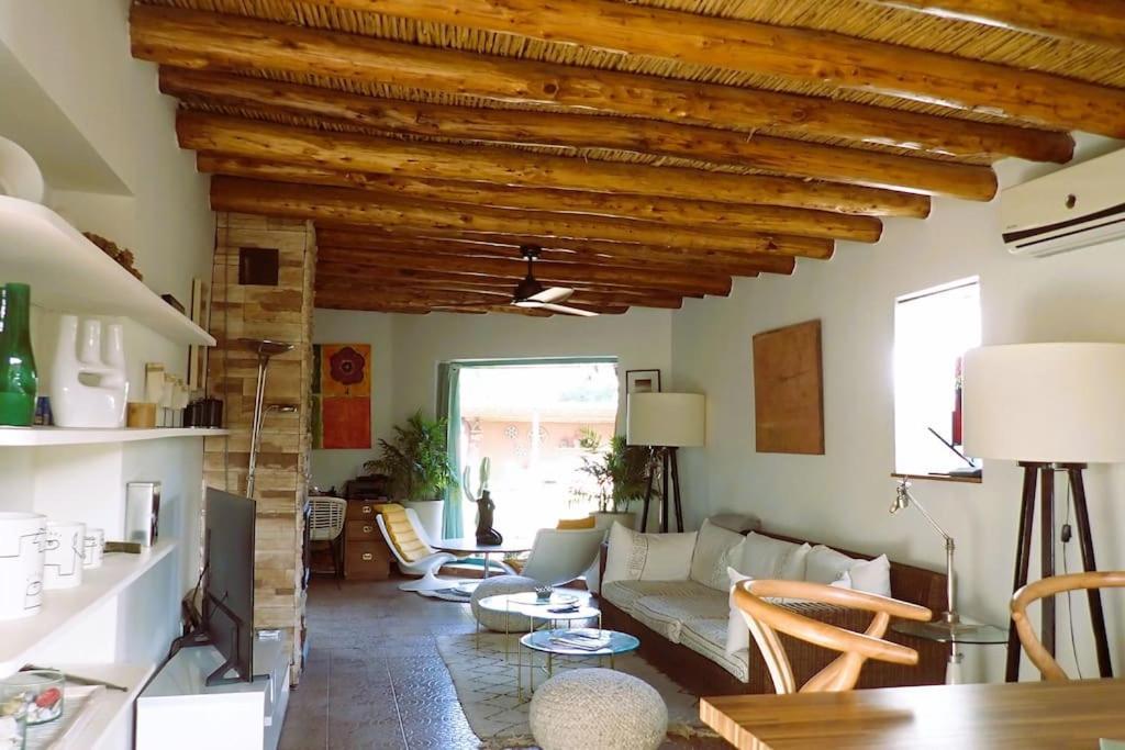 Maison De Campagne Avec Piscine Holiday home *