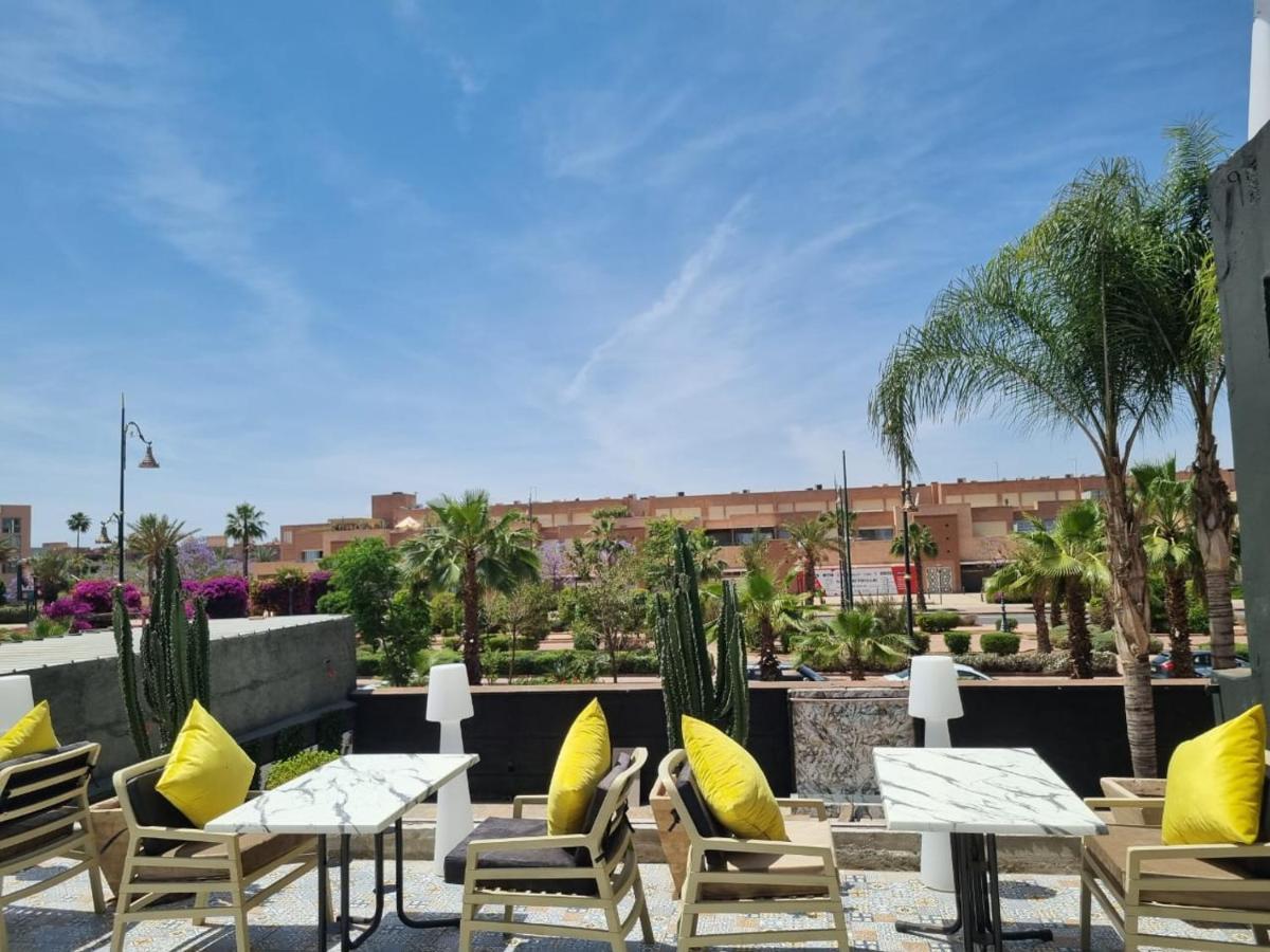 Des Brunchs Sur La Prestigieuse Avenue Mohamed Vi *