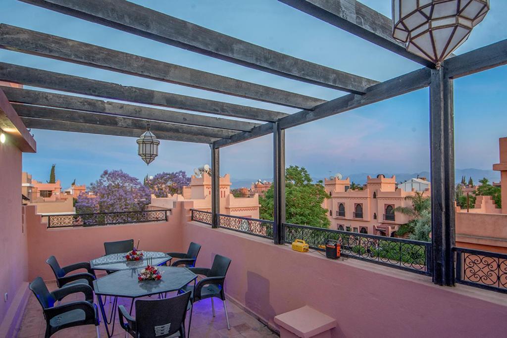 Charmante Azao, Jusqu'a 6 Chambres, Avec Piscine Et Jacuzzi Prives, En Fermee Villa