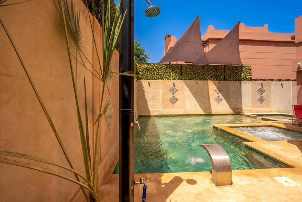 Charmante Azao, Jusqu'a 6 Chambres, Avec Piscine Et Jacuzzi Prives, En Fermee Marrakesh