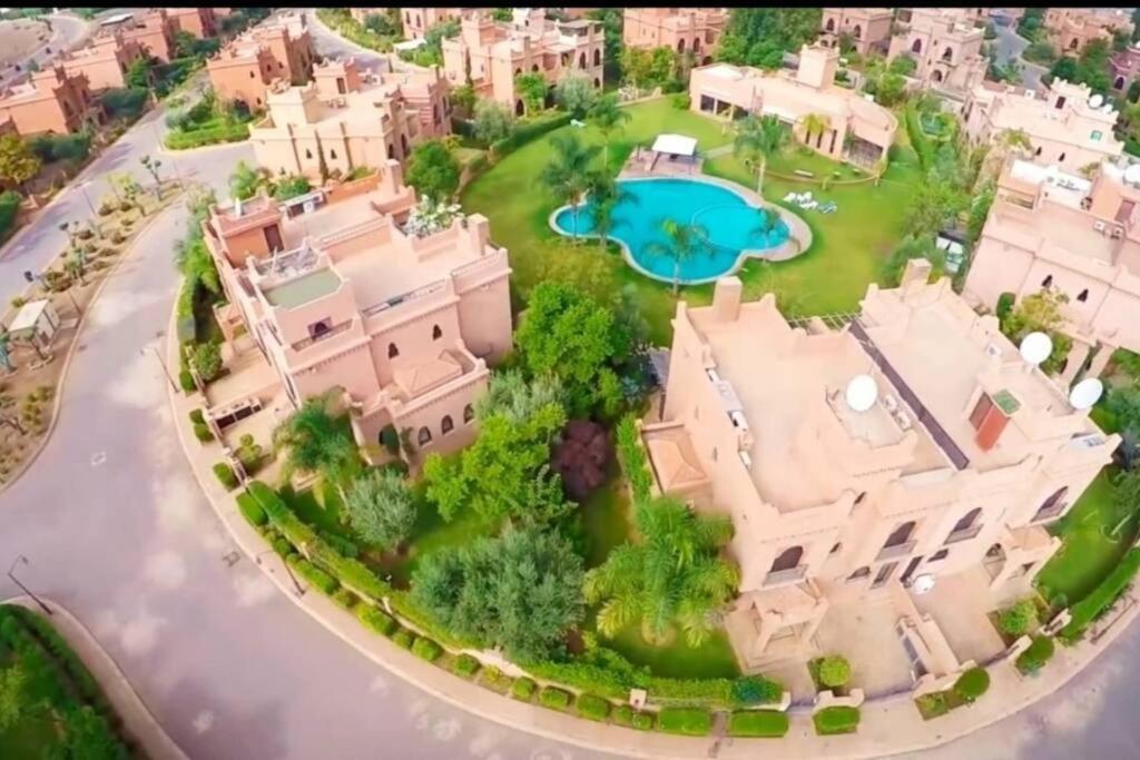 Charmante Azao, Jusqu'a 6 Chambres, Avec Piscine Et Jacuzzi Prives, En Fermee *
