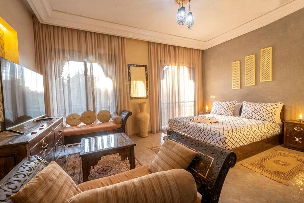 Charmante Azao, Jusqu'a 6 Chambres, Avec Piscine Et Jacuzzi Prives, En Fermee * Marrakesh