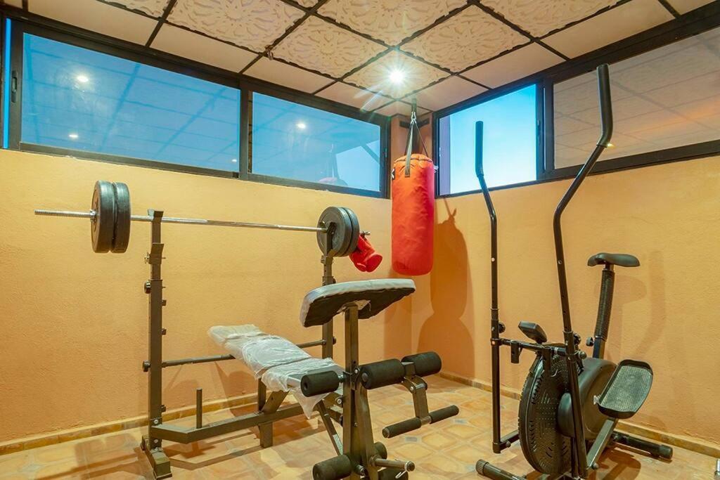 Charmante Azao, Jusqu'a 6 Chambres, Avec Piscine Et Jacuzzi Prives, En Fermee