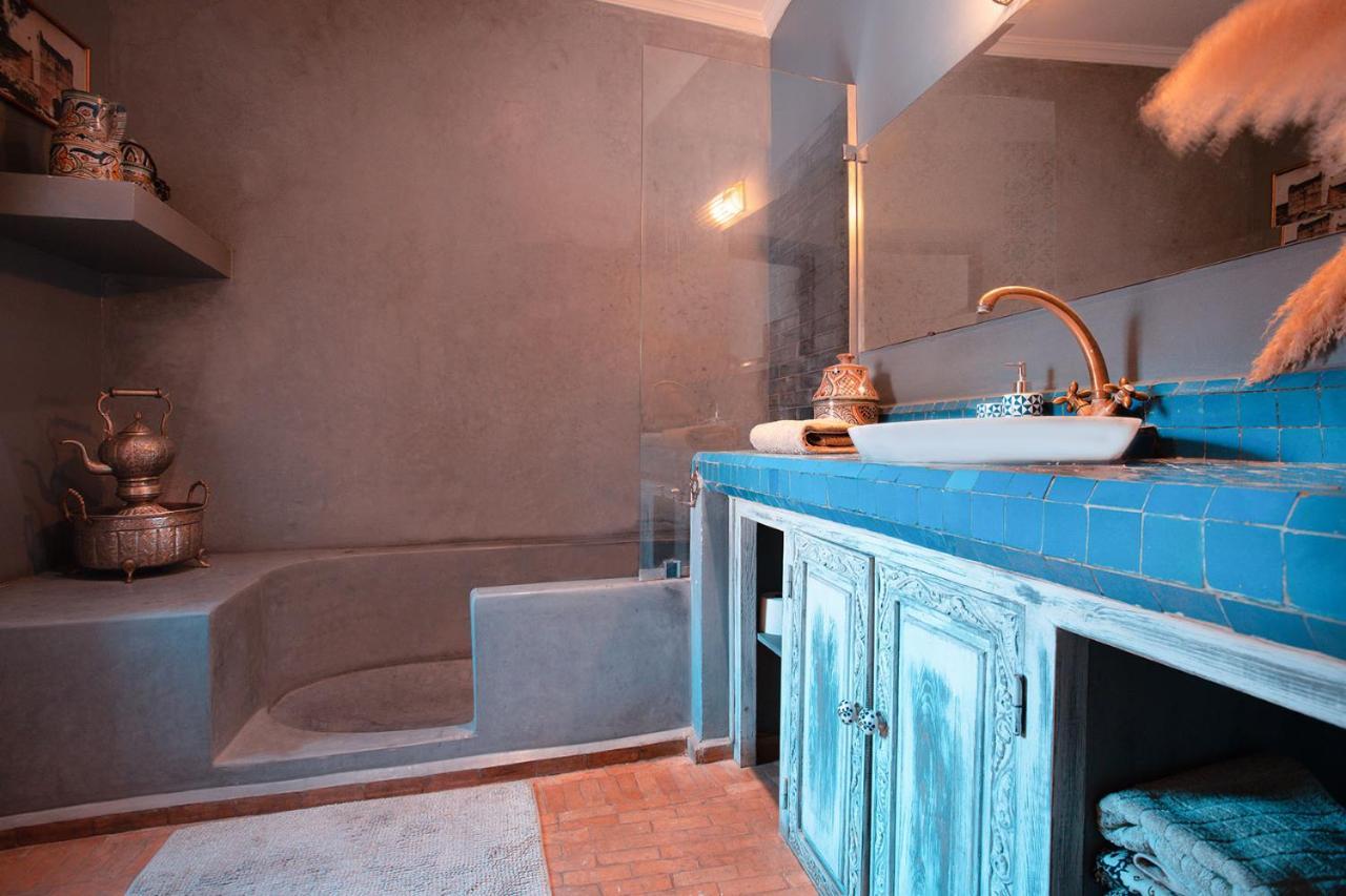 Color Safrà Riad