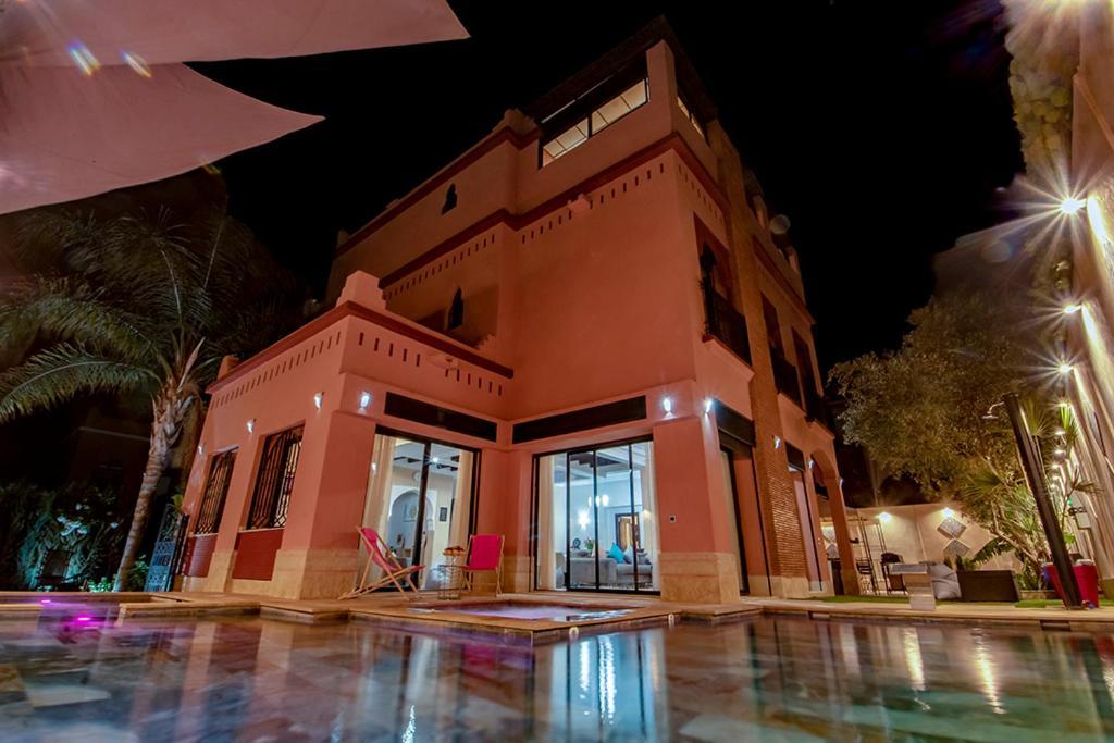 Charmante Azao, Jusqu'a 6 Chambres, Avec Piscine Et Jacuzzi Prives, En Fermee Villa Marrakesh