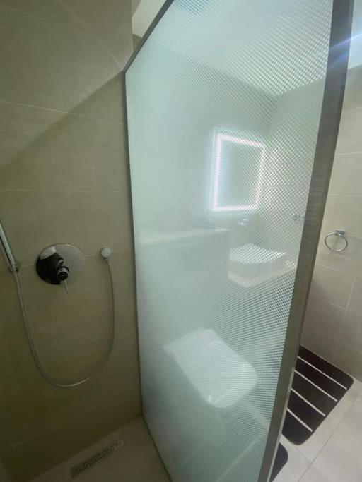 Appartement Et Bien Equipe Avec Piscine Marrakesh