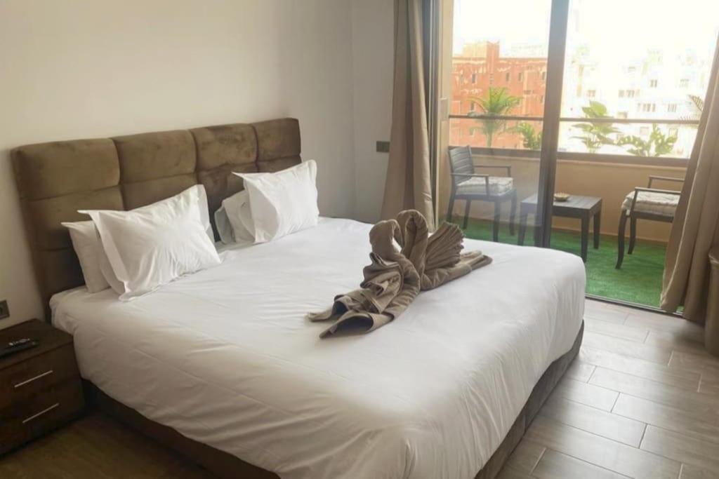 Appartement Et Bien Equipe Avec Piscine Marrakesh