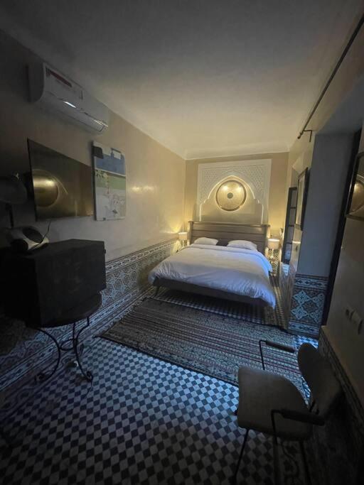N105 Exclusive * Marrakesh