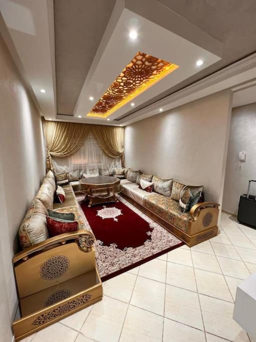 A Cote De L'aeroport Apartamento