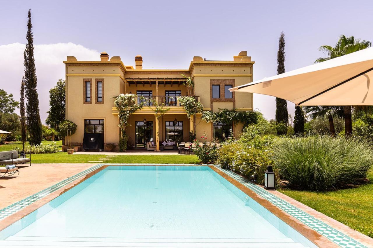 De Luxe Avec Piscine Privée Et Golf *
