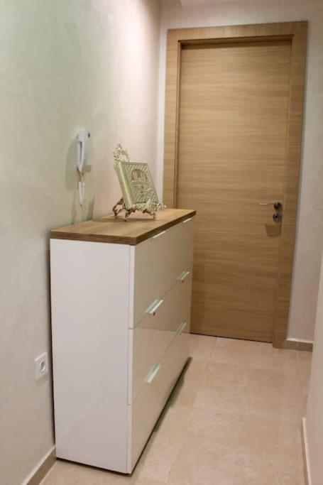 Spacieux Appart Tout Confort Avec Piscine Et Jardin Apartment *