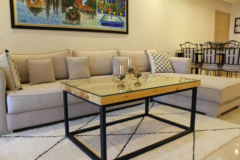 Apartment Spacieux Appart Tout Confort Avec Piscine Et Jardin *
