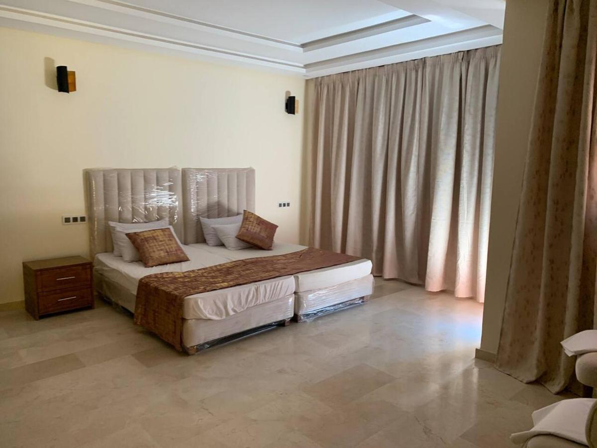 Villa Avec Pool Prive Avenue Mohamed 6 Zone Touristique Agdal *