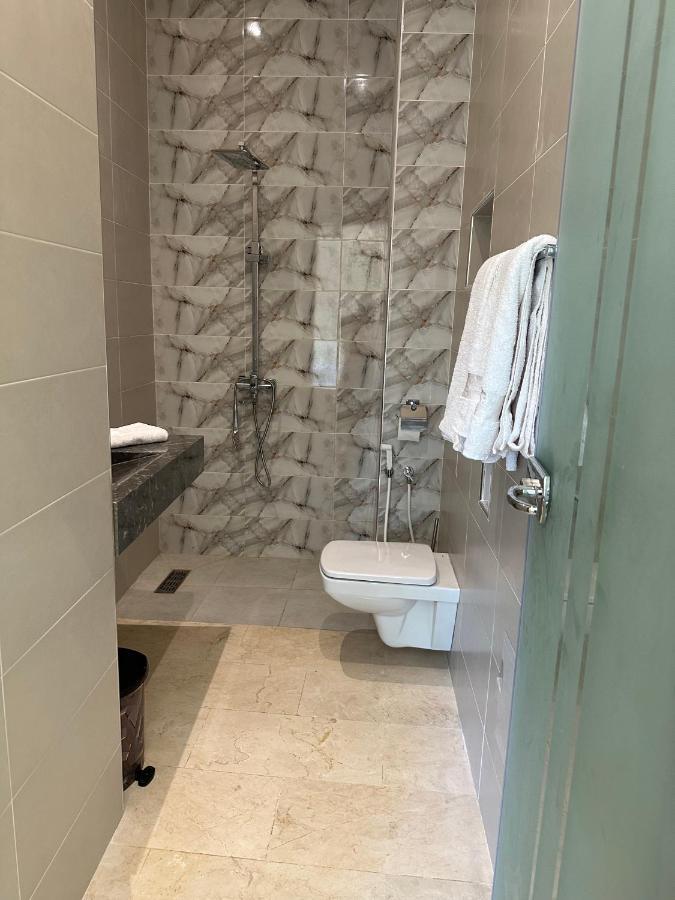 Villa Avec Pool Prive Avenue Mohamed 6 Zone Touristique Agdal *