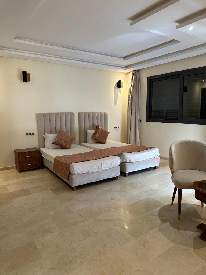Villa Avec Pool Prive Avenue Mohamed 6 Zone Touristique Agdal