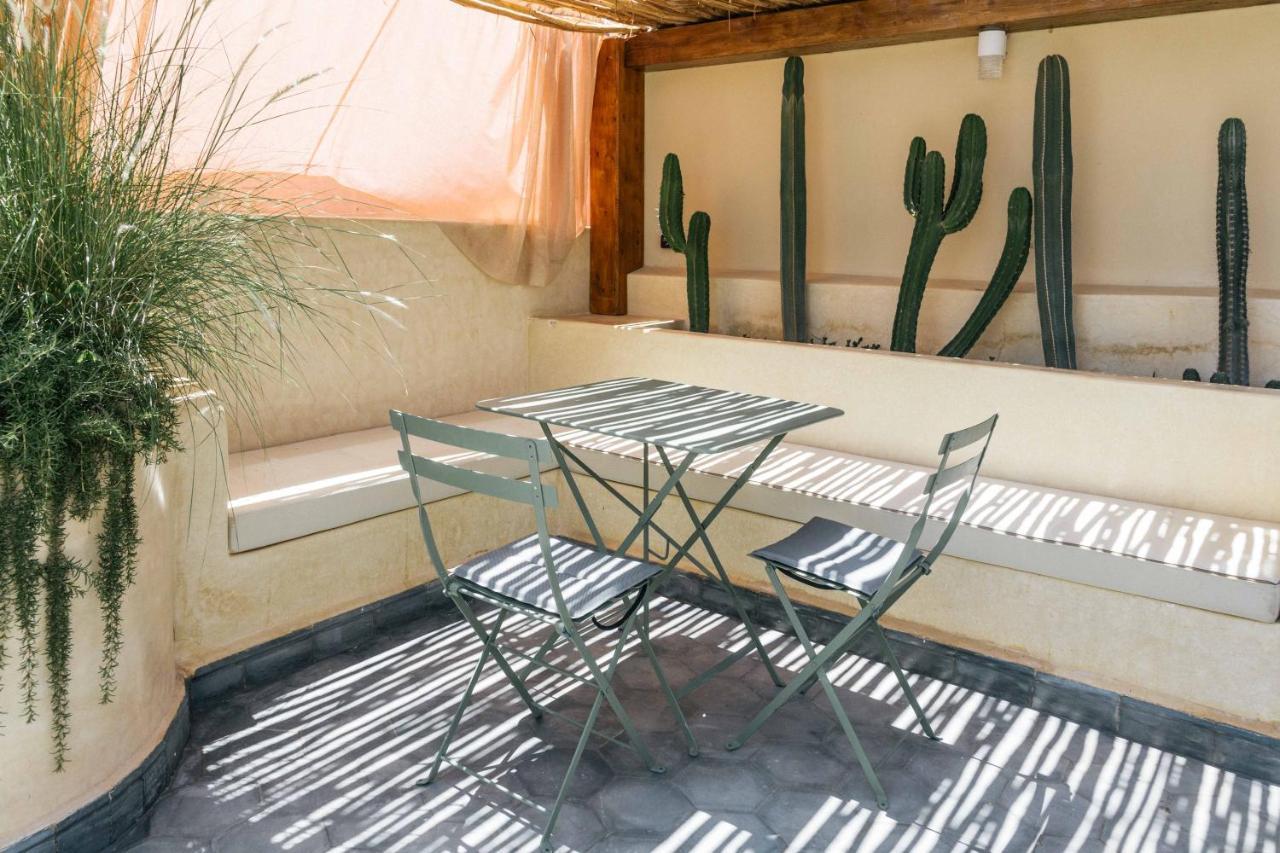 77 By Club Marrakesh
