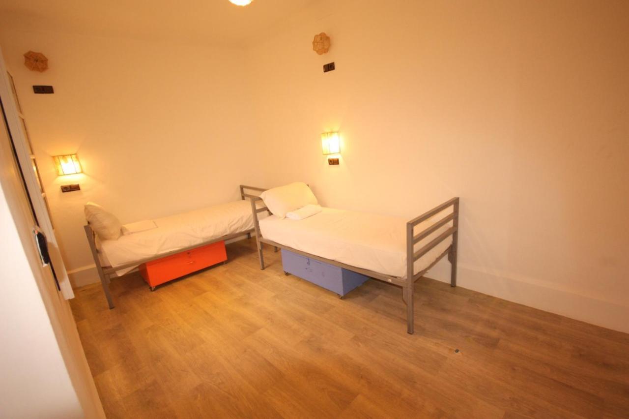 El Boussouni Hostal *
