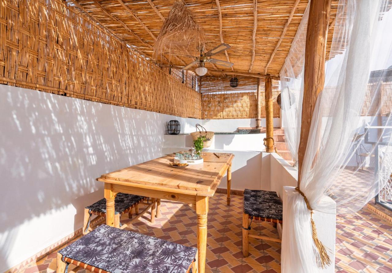 Des Sables-exclusive -4 -swimming Pool Ferienhaus *