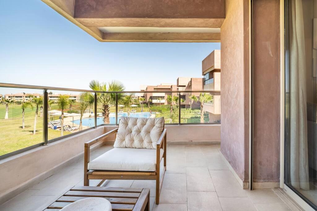 Golfside New 3-bedroom Apartment *