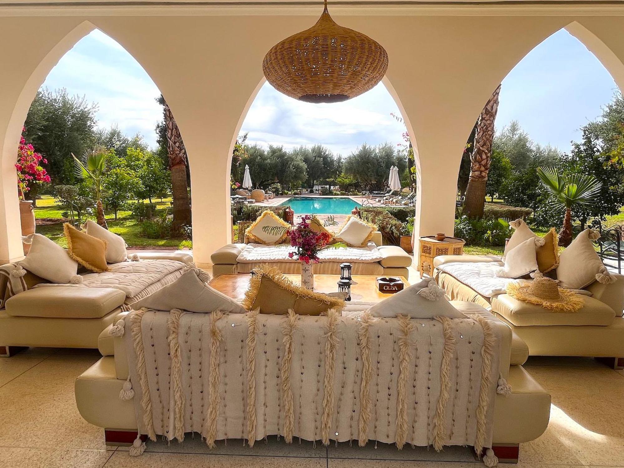 Palais Debora Villa