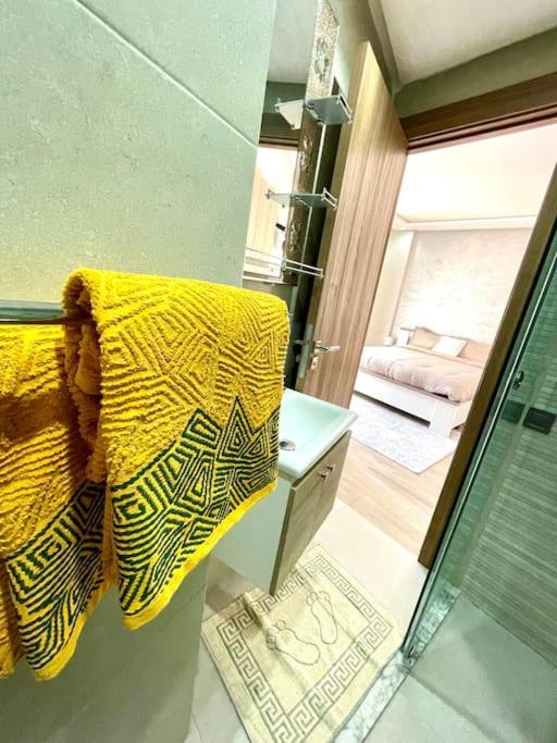 Menara Garden Pool Apartamento *