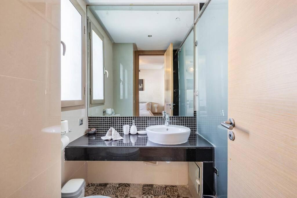 Villa Escape To Luxury: 4 Bedroom On Golf Course *