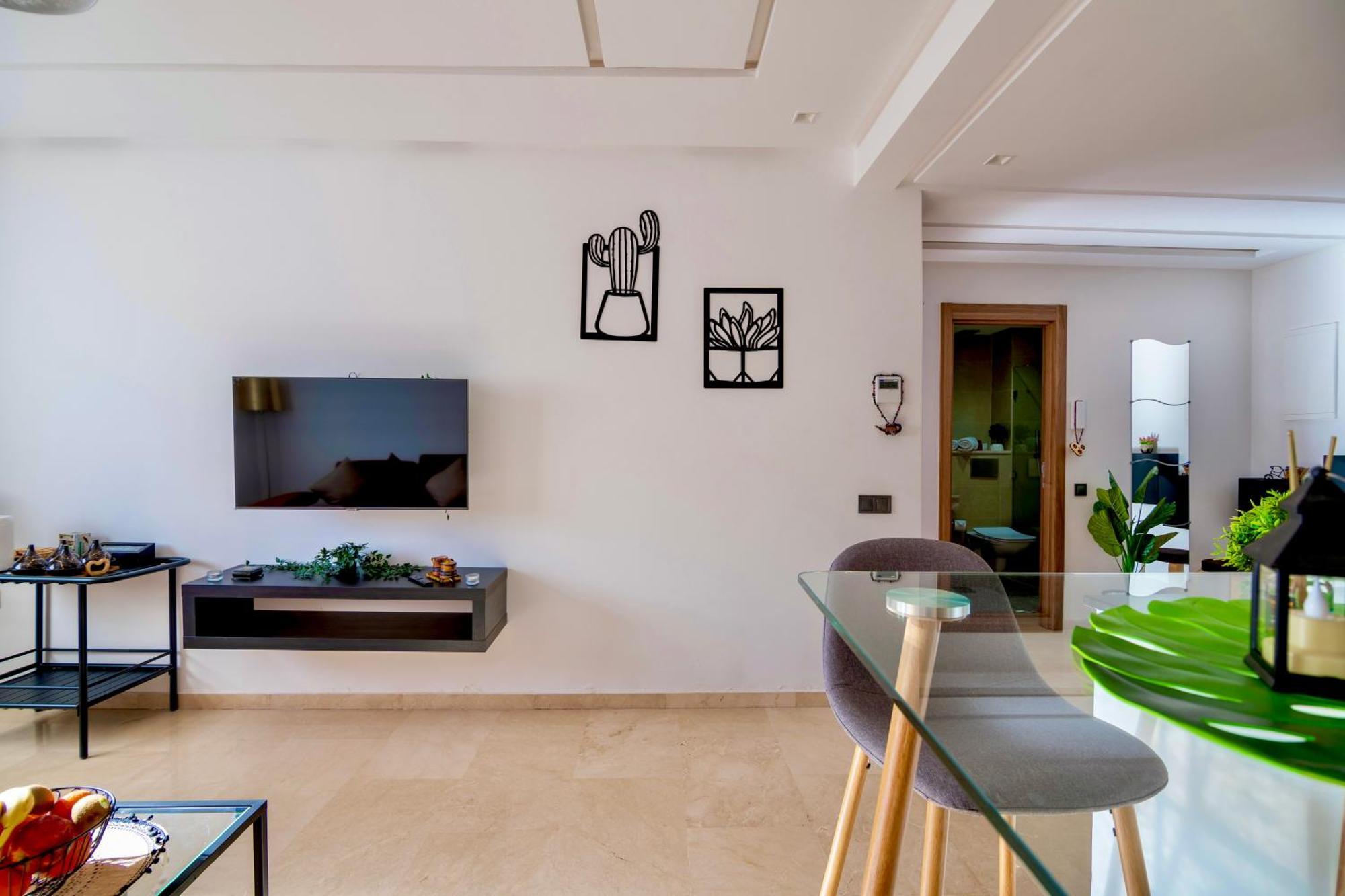 Pearl Suite: King Bed, Pool Joy * Marrakesh