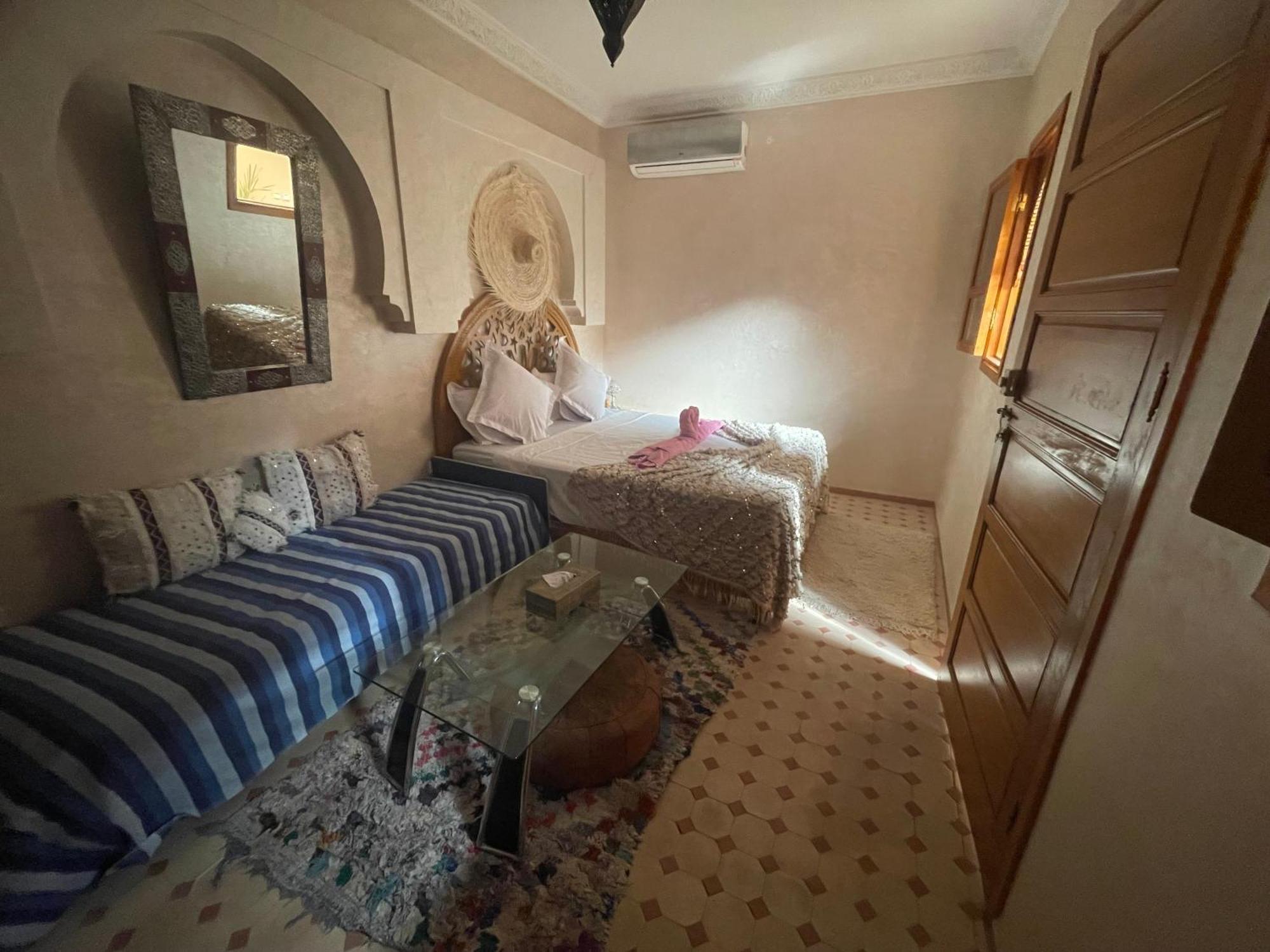 Jenan Adam Guest house