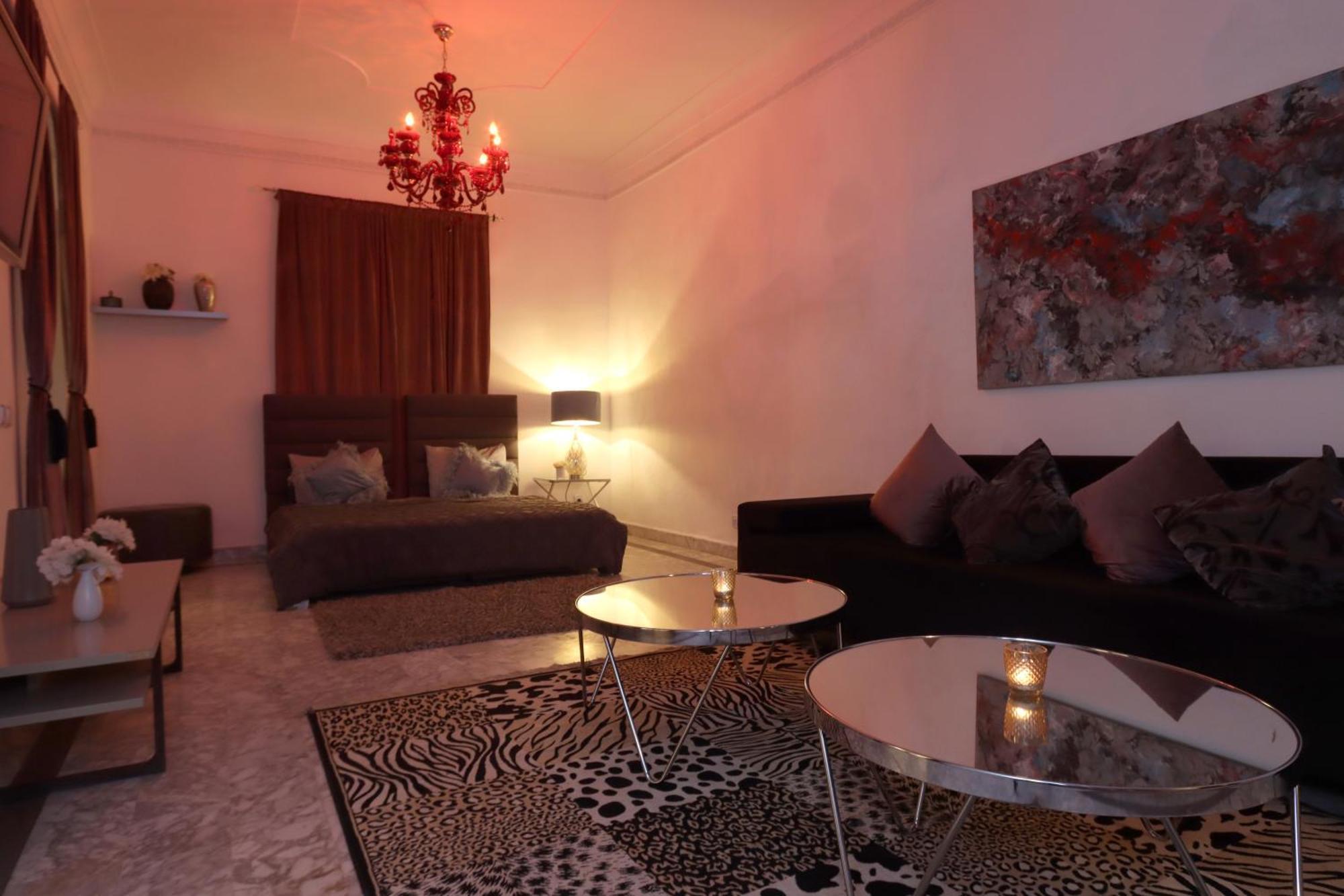 Riad-283 - 5 Avec Piscine - Marrakech Couette-café *