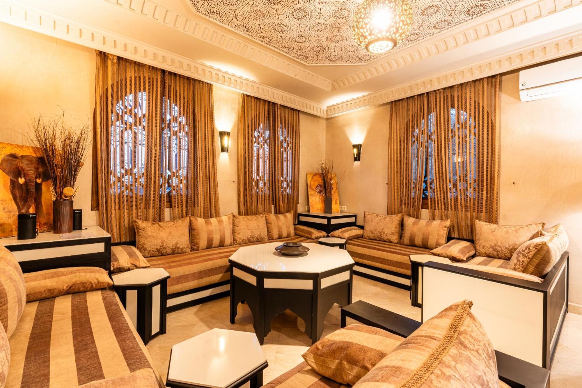 Ushuaia La - Centre Marrakech Bed & Breakfast 3*