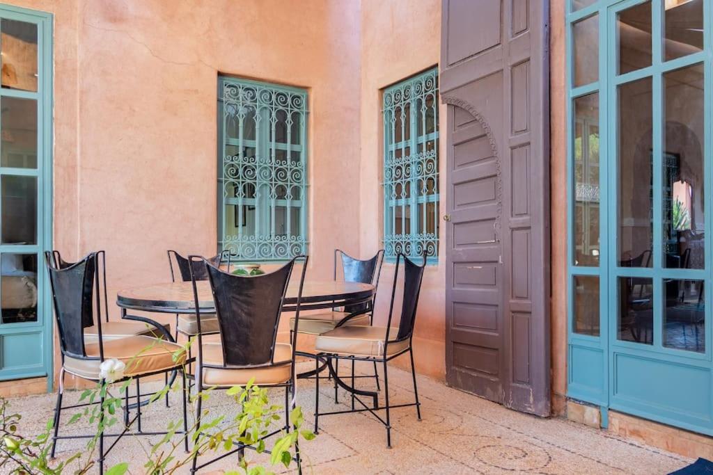 Pauline With Private Pool & Garden, Service And No Insight. Villa Marrakesh