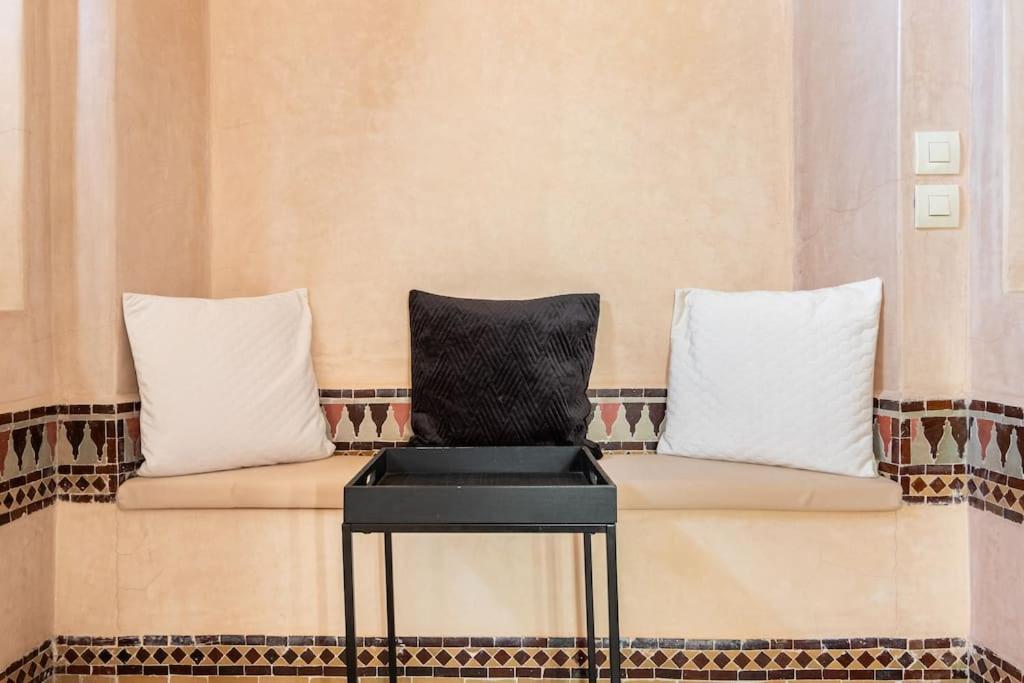 Pauline With Private Pool & Garden, Service And No Insight. Marrakesh