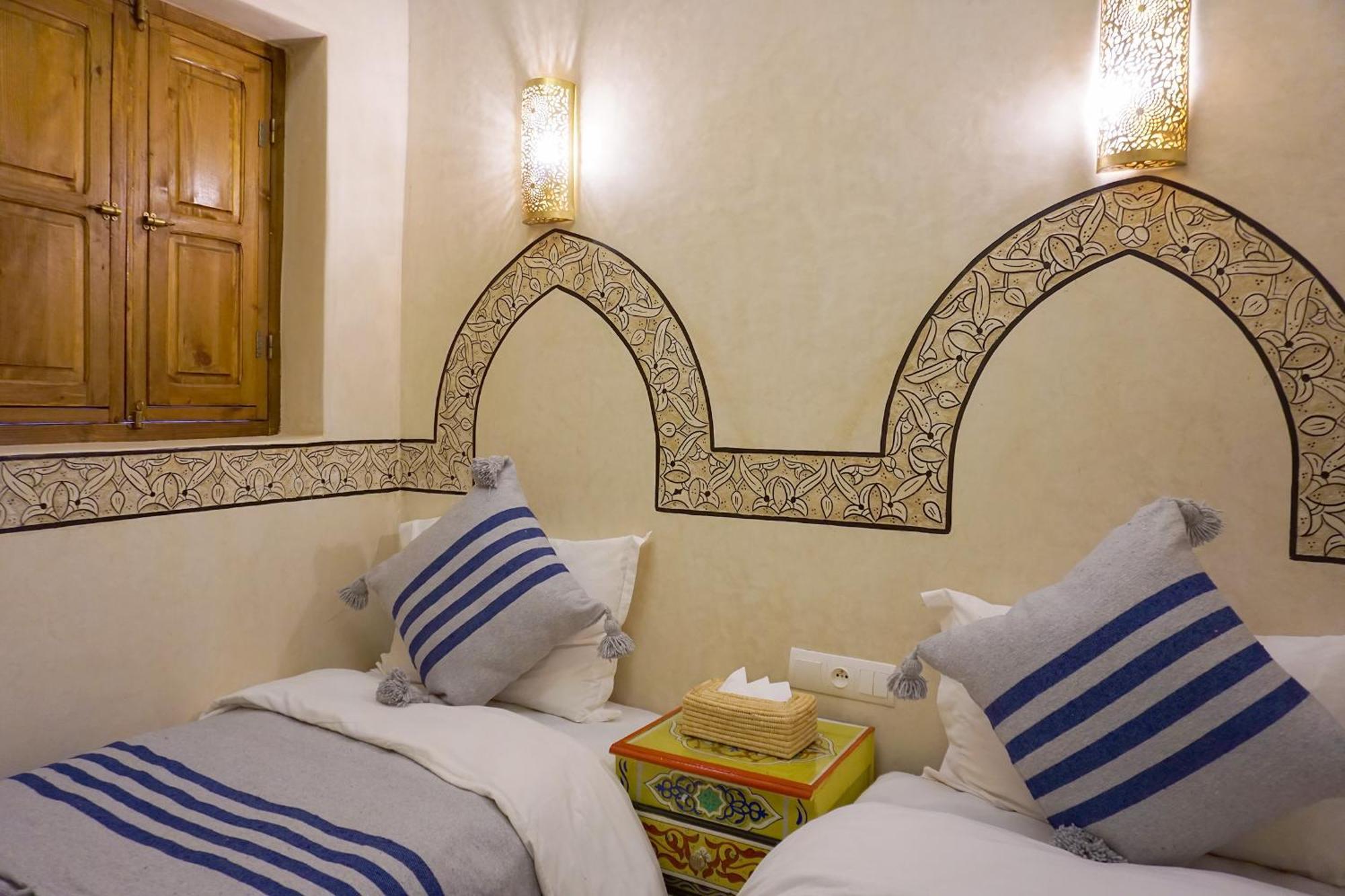 Guest house Flowers *