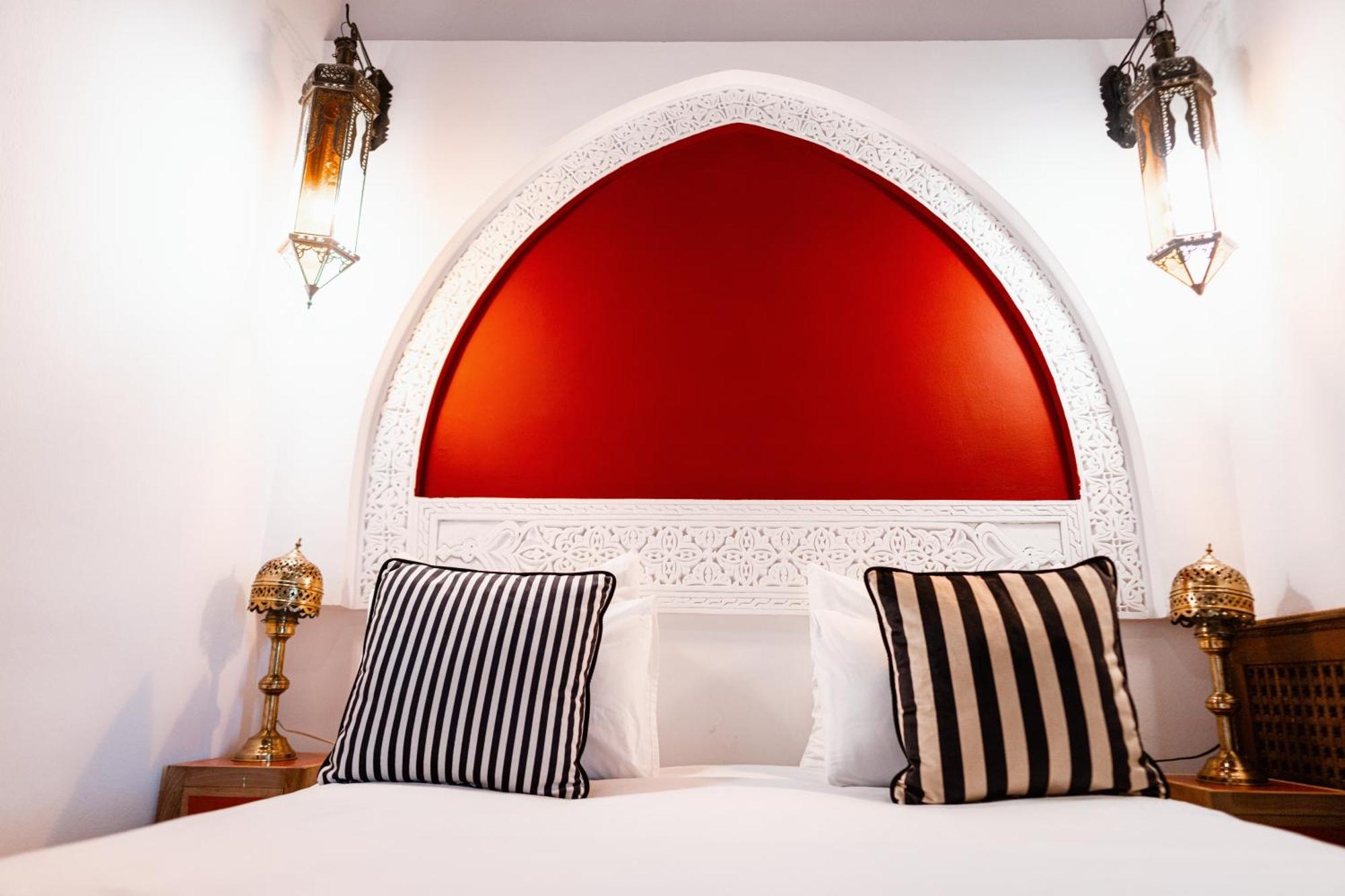 Riad Dar Alhambra 4*