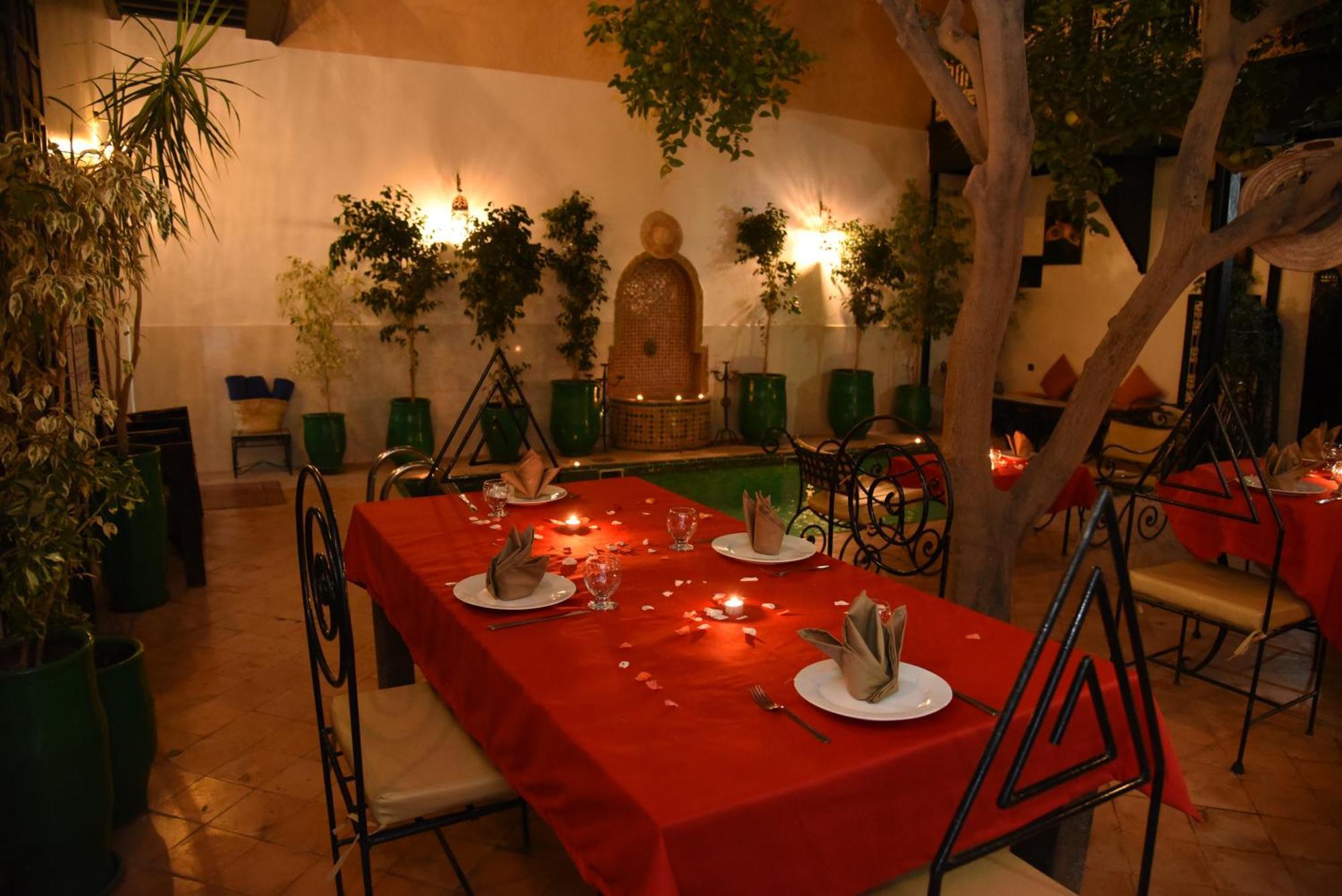 Du Petit Riad 4*