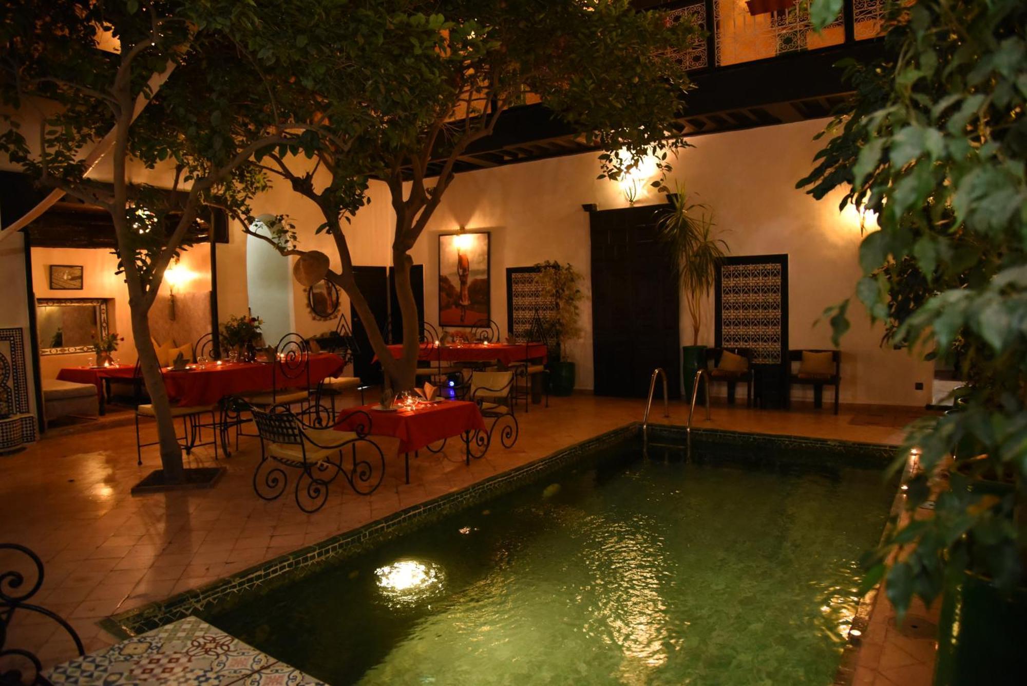 Du Petit Riad 4*
