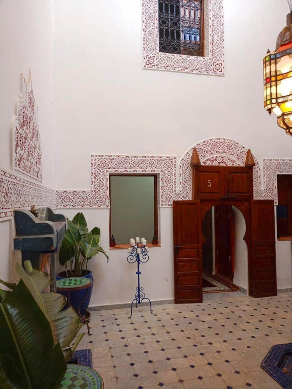La Perla Bianca Bed & Breakfast *