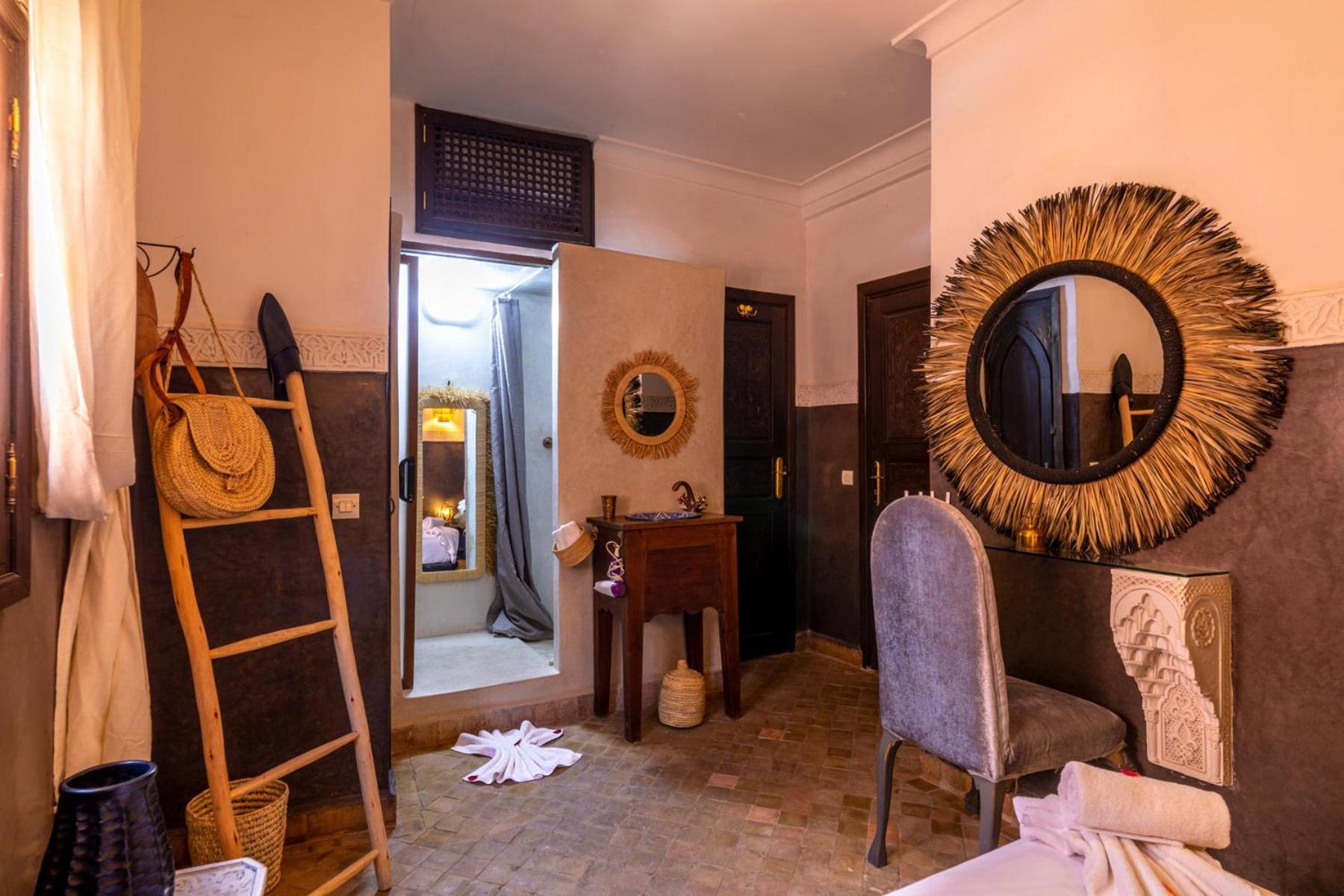 7 Saints Riad 4*