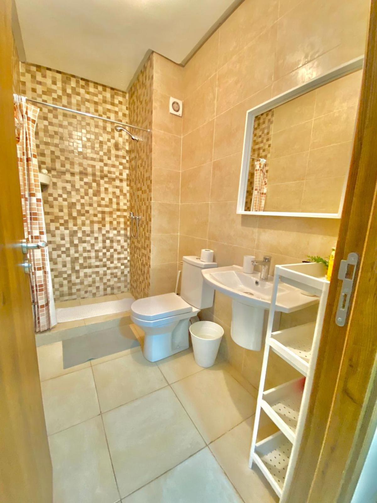 Avec Piscine En Face A La Gare Gueliz Appartement Marrakesh