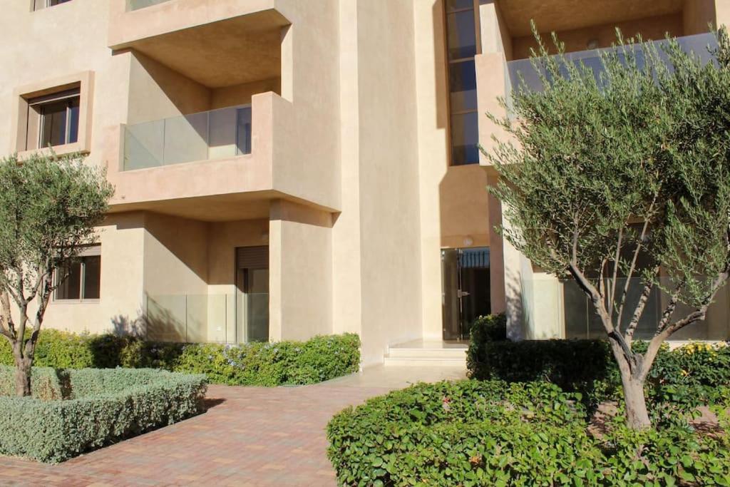 Spacieux Appart Tout Confort Avec Piscine Et Jardin Apartment Marrakesh