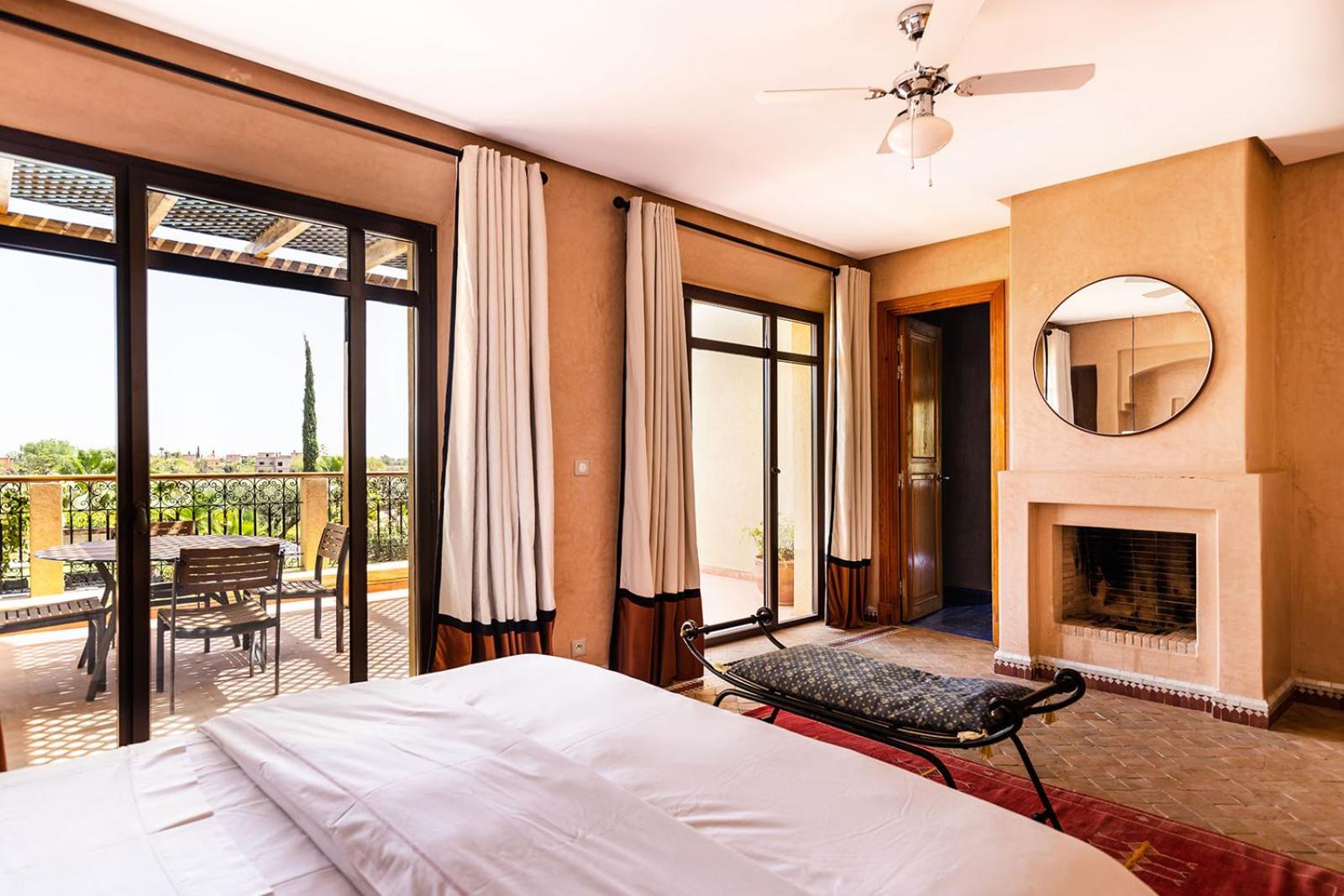 De Luxe Avec Piscine Privée Et Golf Villa *