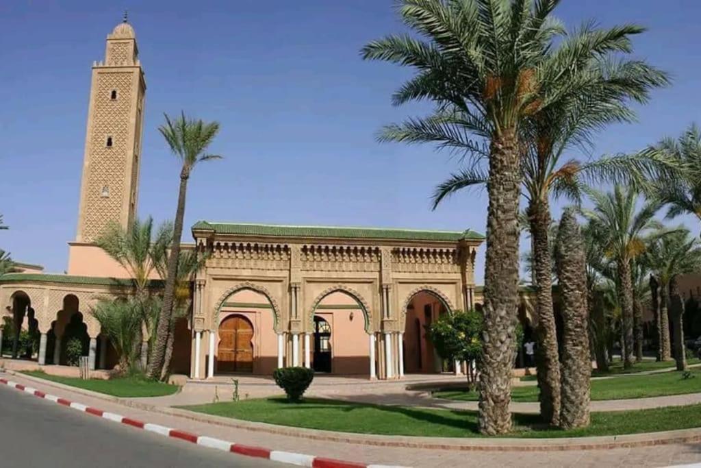 Riad Lalla Fatima- Touristique Al Qaria Assiyahia- Services All-inconciergerie Villa