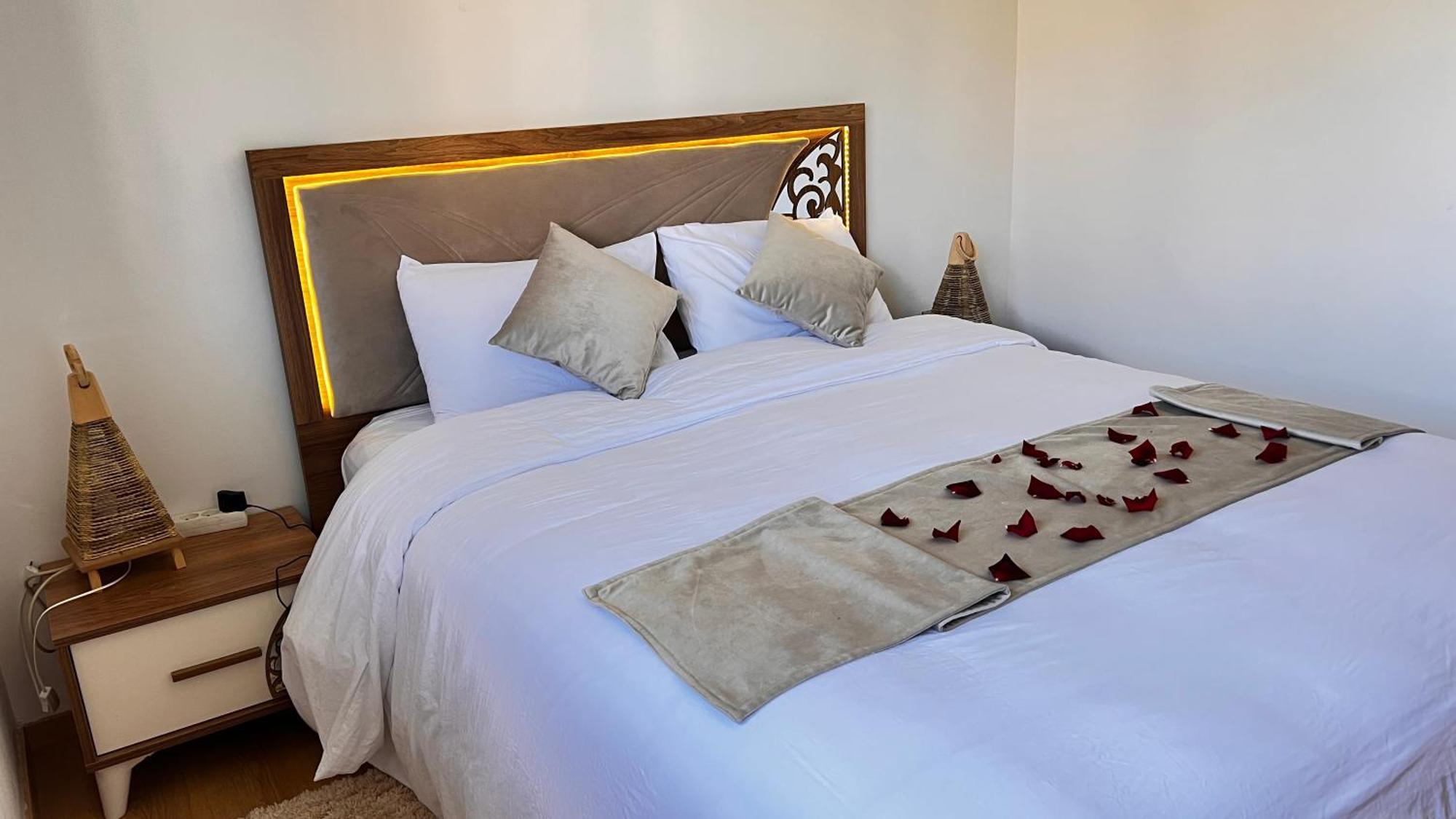 Appartement Mini-villa Situee Dans Prestigia A Marrakech, Avec Vue Sur La Piscine Et Le Golf Securite 24h Sur 24 Et Proximite Ideale De L Aeroport 5 Minutes C Est Parfaite Pour Des *